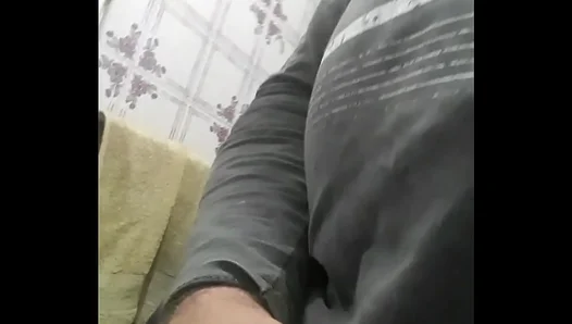 Swallowing Every Drop: Hot Amateurs Exchange Spit Cum Privately – 18+