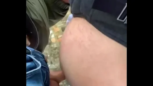 Miskupa Gets Railed Hard Outside by Hung Amateur Barback – Steamy Gay Sex