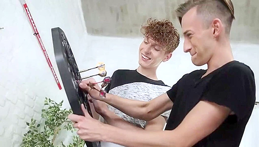 Darts, Whiskey, Hot Anal Action — Joel Tamir Get Dirty – GayPornsX 18+