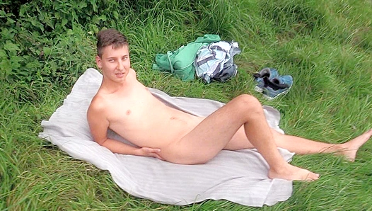 Twink Takes It Wild Outdoors — Hot Gay Sex Scene by the Lake – XXX