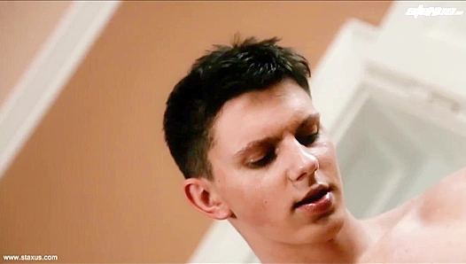 Max Walker Claims Mike James with Raw Power Bottom Banging — GayXXX