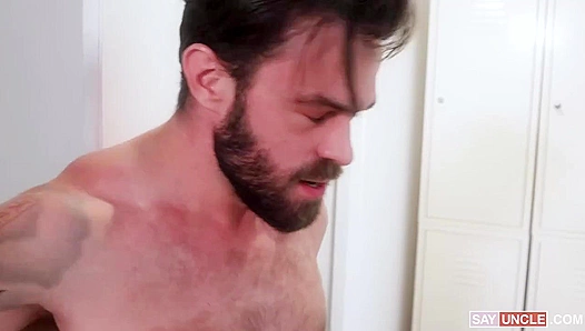 James Fox Claims Shae Reynolds in Hot, Hard Passion – GayPornHub
