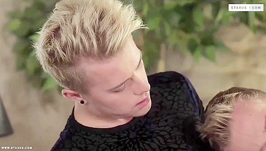 Blonde Fire: Jamie Calvin Timmys Steamy Ride – GayXXXHeat 18+