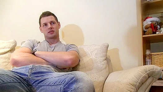 Big Dick Boss Pays Off Loan With Money-Splooshed Face – NaughtyDaddies 18+