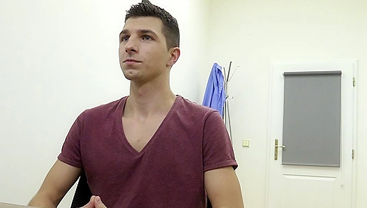 First-Time Fun: Jolly Amateur Rides Santas Naughtiest Scout – XXXGayAuditions