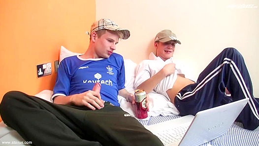 Hungry Hunks Crave Deep Anal — Kamyk Walkers Wildest Sessions – GayXXX 18+