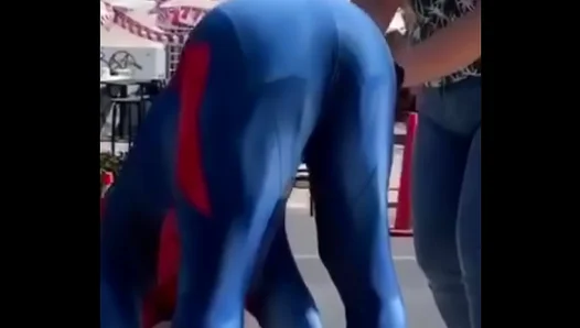 Spideys Sultry Twerk Fantasies: Hot Cosplay Action – Steamy 3-Min Ride