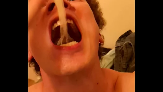 Lisbon POV: He Takes Every Drop Straight From the Condom – Messy Finish