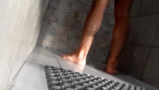 Big Booty Gains: Catches Horny Tunisian Stallions Steamy Shower Lust – 18+