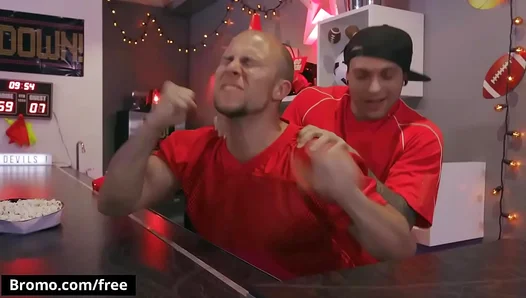 Eli Hunter Craves Cheating Thrills as Eddie Danger Pounds Him Raw – GayPorn69