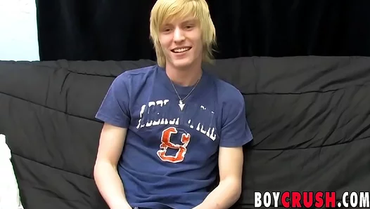 Naughty Twink Pleases Himself in Steamy Casting Couch Solo Session – XXXCastings 18+