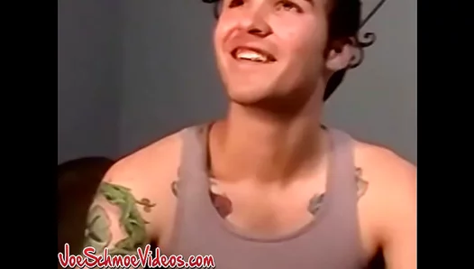 Tattooed Twink Sucks Massive Rod from Bearded Bear – Wild Bareback Scene 18+