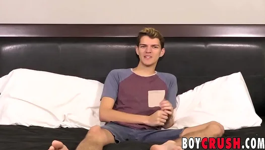 Max Rose Turns On Camera—Hot Solo Jerk Off During Interview – GayPornScene