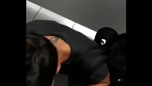 Andre Lemes Hot First Ride: Deep Throating Raw Dick in Steaming Gay Scene – 18+