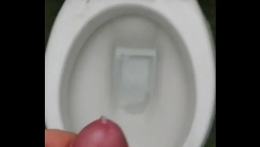 Hot Steamy Blowjob in a Montevideo Bathroom Stall — Uruguayan Gay XXX
