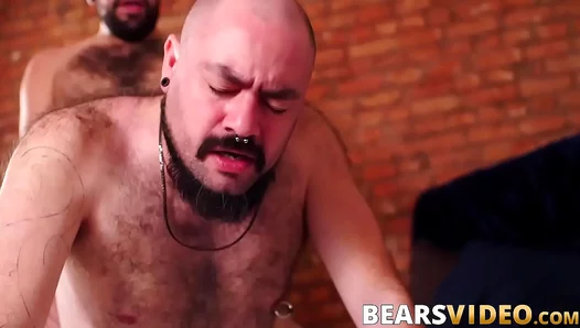 Tony Rivers Dominates with Raw Power: Steamy Bareback Action – HardGayFuck 18+