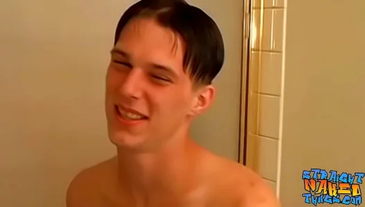 Aarons Big Load Fantasy: JERKS OFF Covers Himself in Cum – 18+