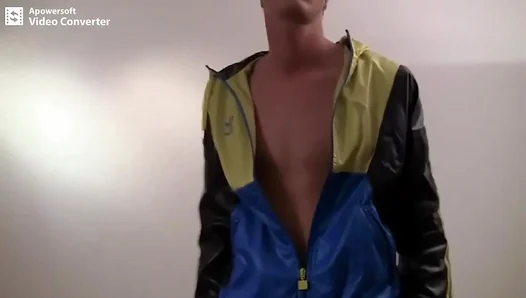 Young Nave 18YO Discovers Lust During Hot Solo Striptease Gone Wild – AmateurGayScene 18+