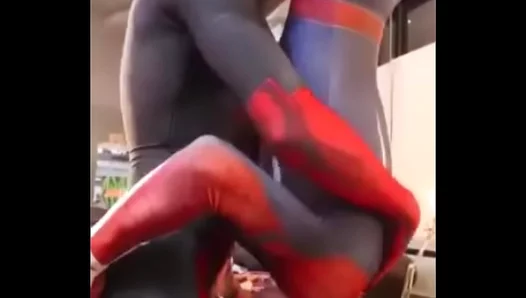 Spidey Unmasked: Intense Gay Blowjob Ends in Powerful Cum Shot – XXX Action