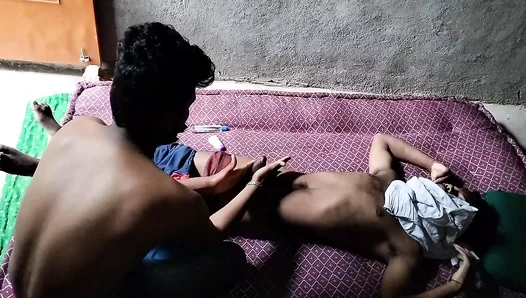 Sensual Desi Oil Massage Gets Steamy – Wild Homemade Fun in Hindi