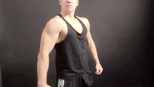 Ripped Muscle Stud Bares His Hot Body for Your Pleasure – EastBoys Seduction