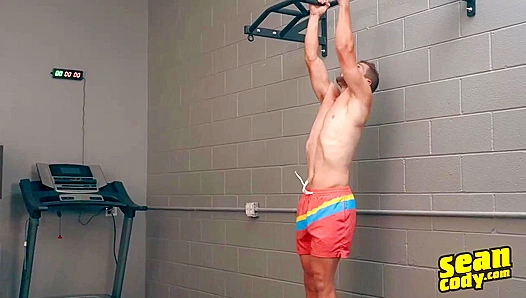 Robbie Kyle Takes a Monster Load — Hardcore Gym Beef Fisting – SeanCody