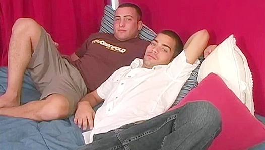 Rex Keegan Gets Hard—Steamy Group Jackoff Session – GayPornChat 18+