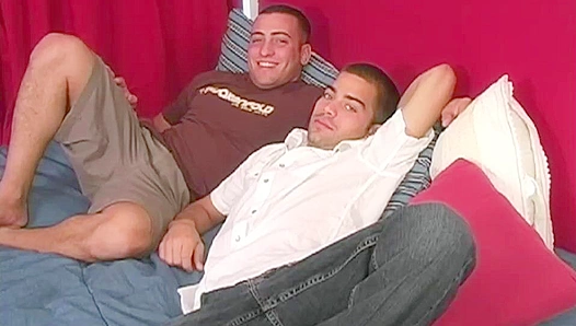 Rex Keegan Gets Hard—Steamy Group Jackoff Session – GayPornChat 18+