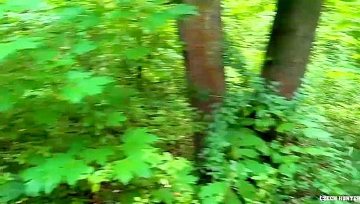 Czech Teen Devours Huge Dick, Takes Deep Ass Poundin – Raw 18+
