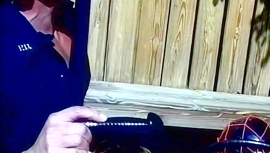 Hardhat Stud Bangs Hung Officer Outside – Wild Encounter at BonusHunks