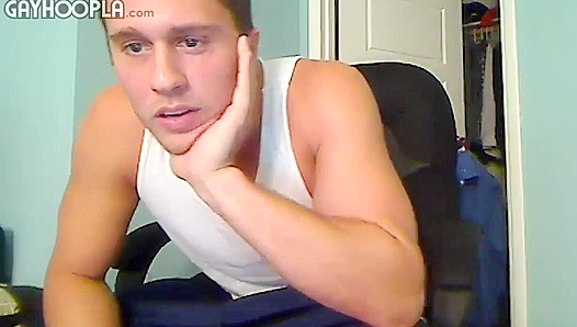 Late-Night Lust: Barrys Steamy Self-Pleasure Session – GayHoopla 18+