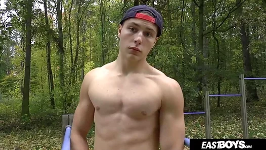 Muscle Stud Toys Eager Twinks Hole — Randall White 18+