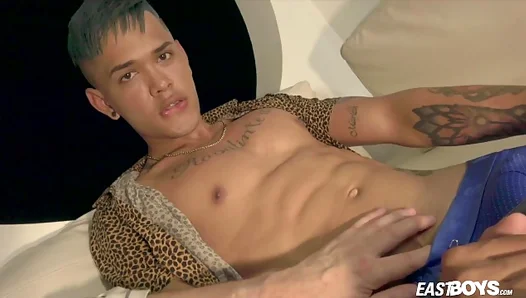 Chris Heria Takes On Colombias Hottest With Raw Passion – GayPornXXX