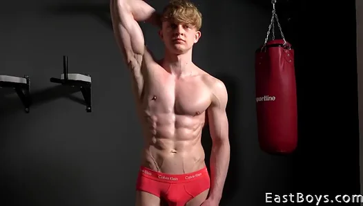 Muscular Twink 18+ Begs for Hardcore Anal Auditions – Busty Daddy Casting Couch