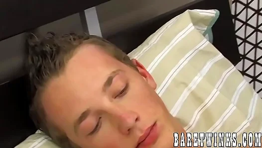 Hot Hung Teens Share Wet Deepthroats Then Go Raw – 18+
