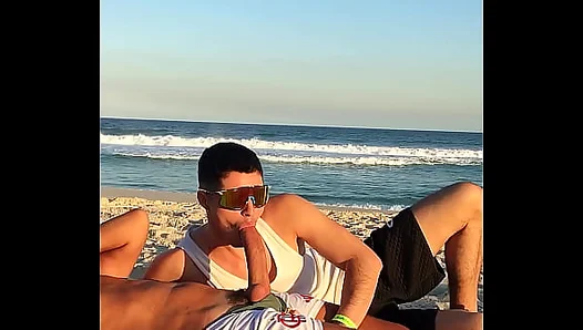 Slender Top Takes Control: Thick Ebony Cock Plows Younger Guy on Sandy Shore – 18+