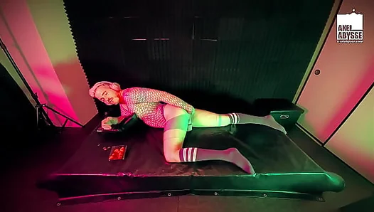 Sweet Strawberry Rush: Naughty Axel Takes It Deep Dirty – GayPornXXX 18+