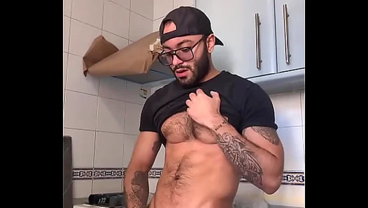 Steamy Skin-on-Skin: Sweat-Fueled Gay Passion Ignites Desire – Watch Now 18+