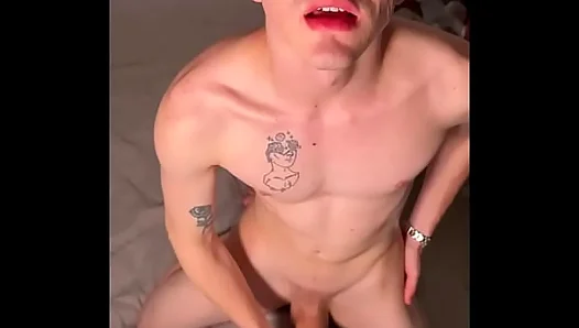 Stroking Heaven: Smooth Silicone Fun That Feels So Right – NaughtyGayFun 18+