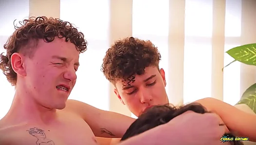 Stepdad Takes Control: Wild Threeway Fun with Hung Twins – XXXGayThreesome 18+