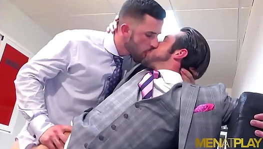 Steam-Powered Passion: Mike DeMarco Sunny Colucci Collide – MenAtPlay Gay