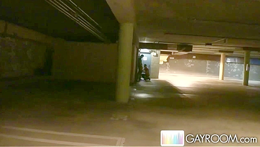 Sloppy Blowjob Gone Wild – Cuckolded in Public GayRoom 18+