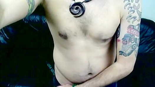 Curvy Bi-Cutie Teases You With Hot Solo Action – OurBoyFriends