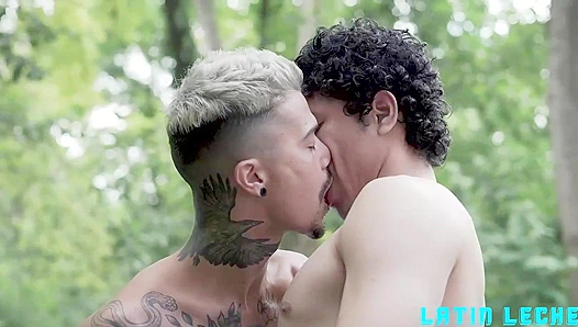 Radison Kendro Gets Wet Wild: Hot Poolside Gay Encounter – LechePassion