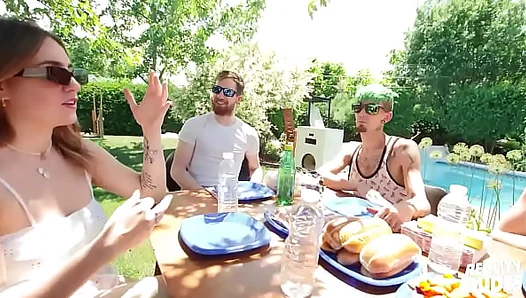 Benjamin Blue Tempts Stepdad with Forbidden Heat at Family BBQ – Steamy Encounter