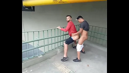 Big Cocks Collide: Caught Mid-Piss Fuck Fest – GayPornHub 18+