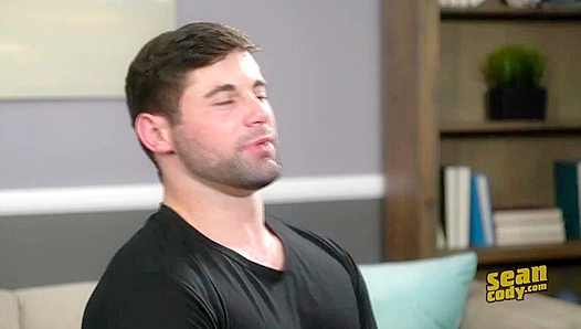 Logans Steamy Gym Fantasies: Jerking Off After Intense Workouts – SeanCody