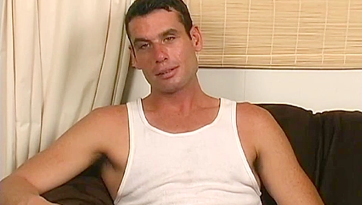 Scotts Ripped Tank Clings to Massive Bulge — Jaw-Dropping Load On Display – 18+