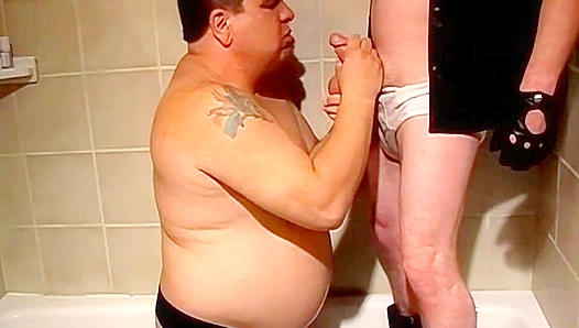 Dominating Hard Raw: Amateur Top Claims His Thick Bottoms Ass – 18+