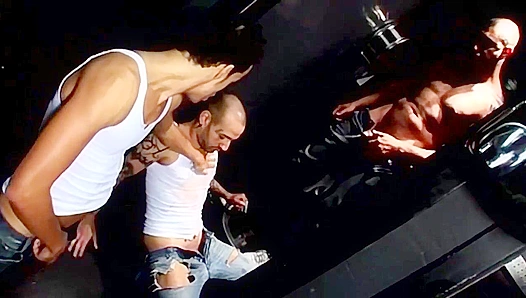 Triple Trouble: Hung Buddies Swap Spit Ride cumshot Waves – TwistedDudes 18+